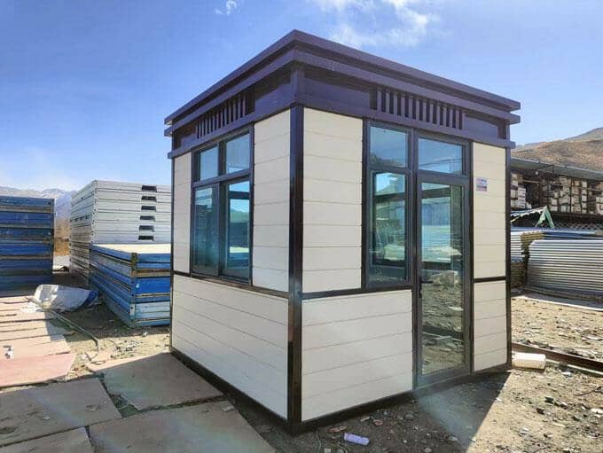 3m×3m景區(qū)平頂金屬雕花板崗?fù)? class=